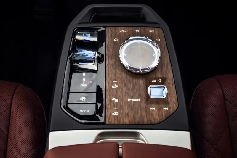 BMW i8 Coupe 2018 sportscar