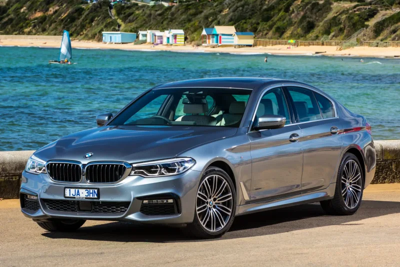 БМВ 530i 2017