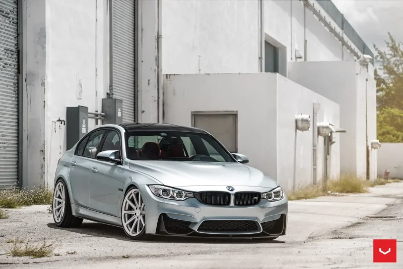 БМВ m3 f80 серебро