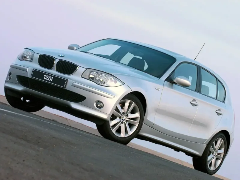 BMW e81 120i