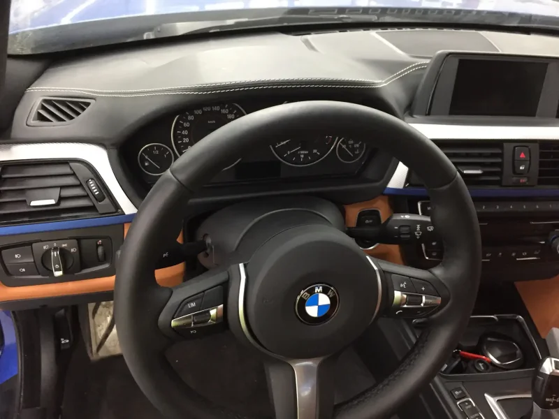 БМВ z4 салон