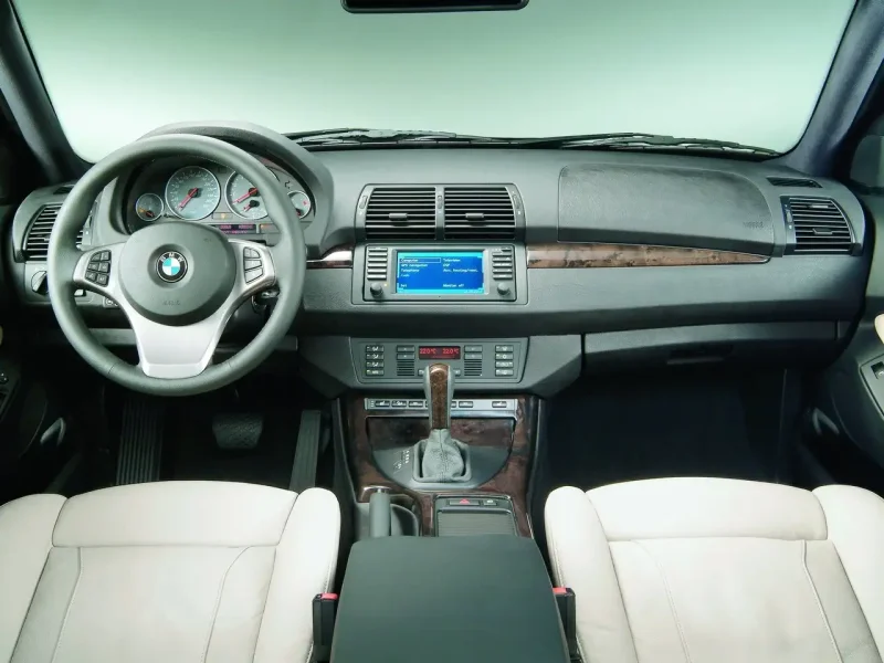 BMW m3 торпеда