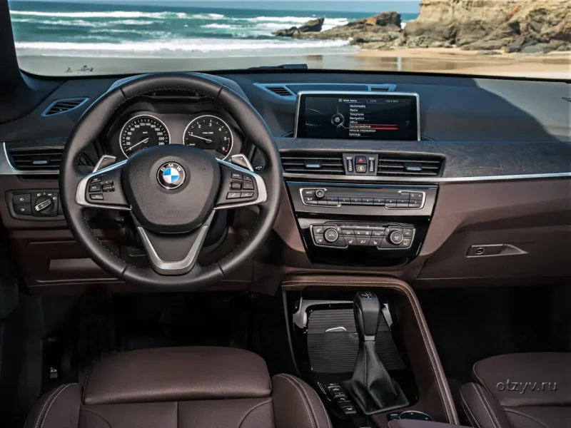 BMW x5 e70 салон