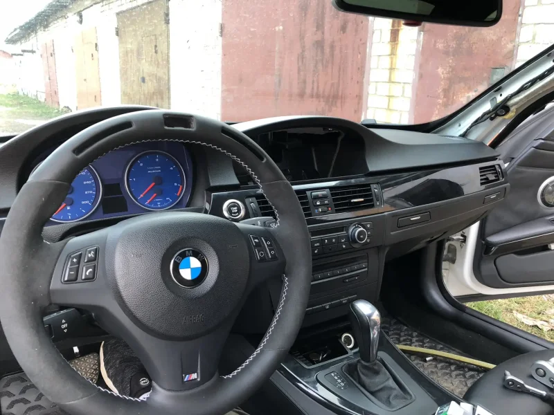 BMW 5 2011 Interior