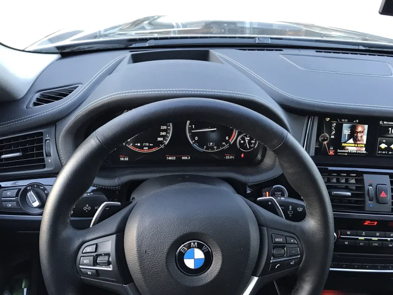Кожаная Торпедо BMW e63