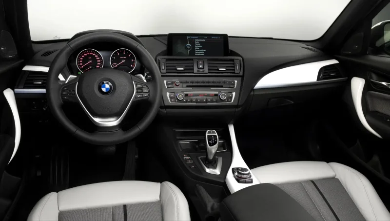 BMW 1 салон
