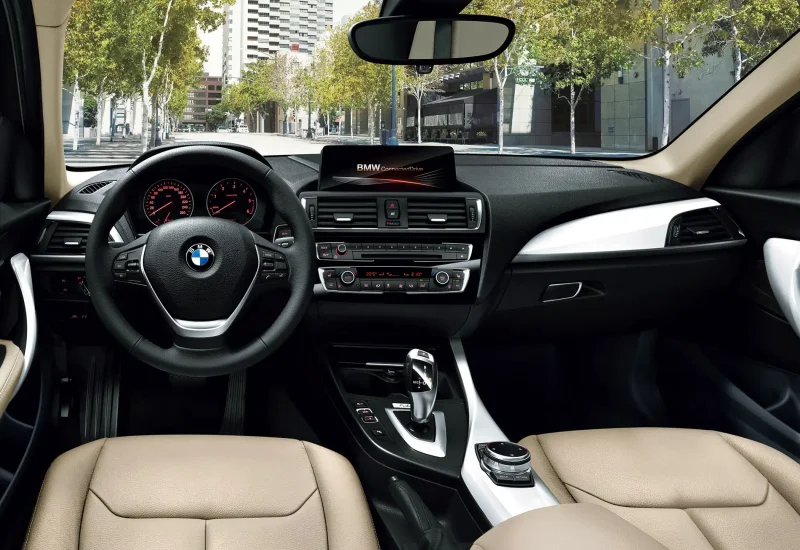 BMW f20 салон
