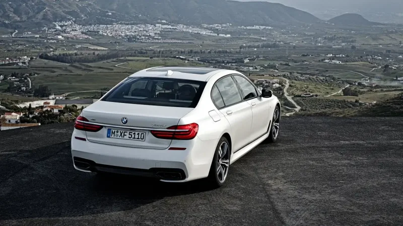 BMW g12 White