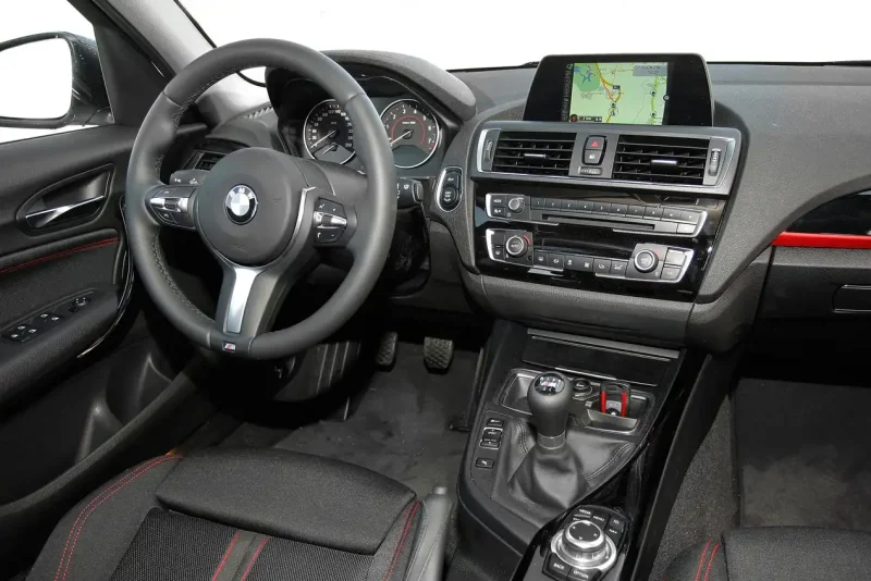 BMW 116i 2013 салон