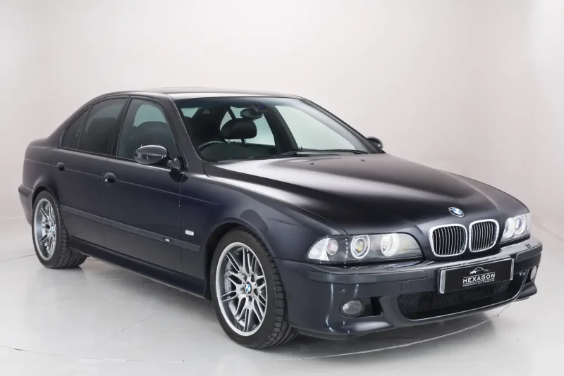 BMW m5 e39 Carbon Black