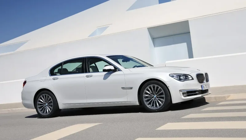 BMW 750d XDRIVE f01