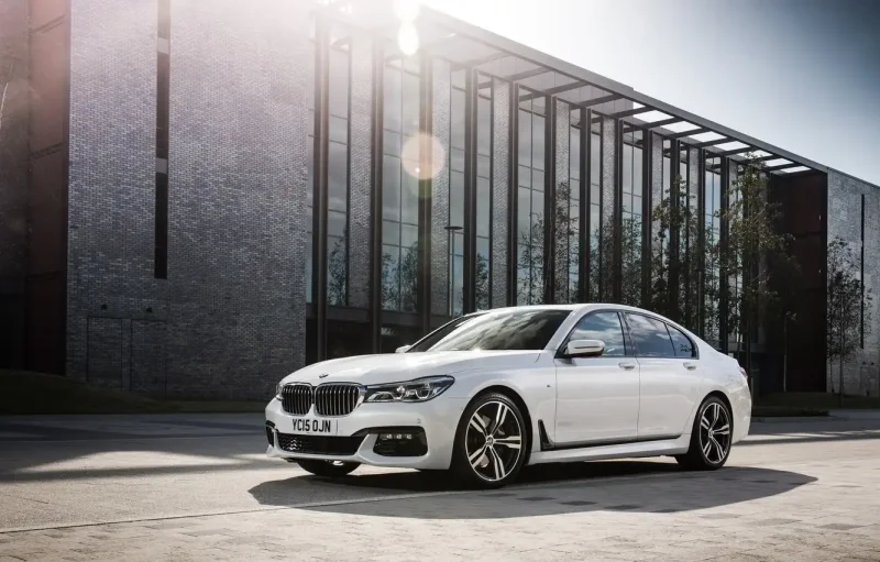 BMW g11