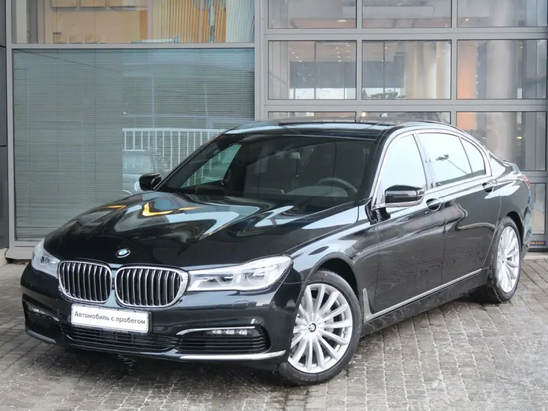 BMW 750li XDRIVE 2021