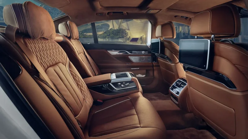 BMW 7 Series 2021 салон