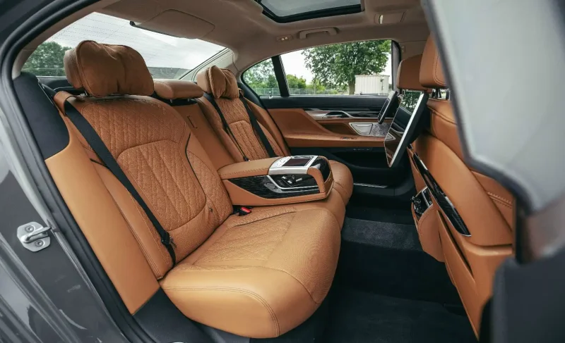 BMW g11 Interior