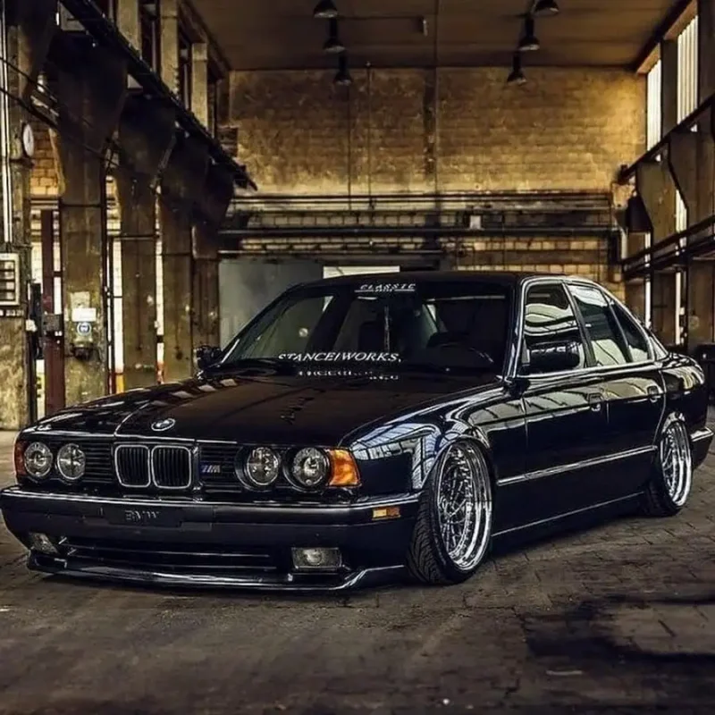 BMW 5 e34