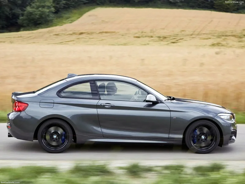 BMW m240i XDRIVE