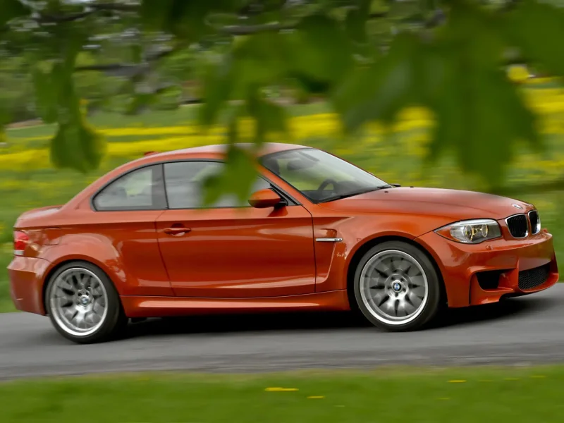BMW m1 Coupe 2011