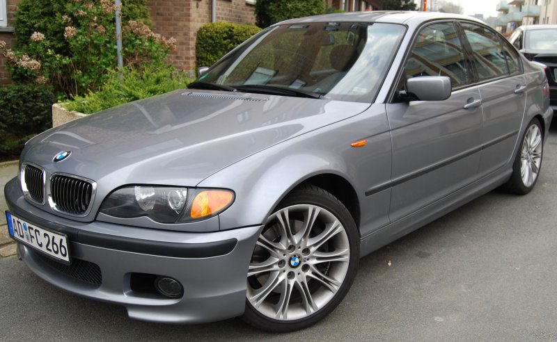БМВ 3 2005г