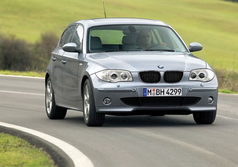 BMW 120i e87