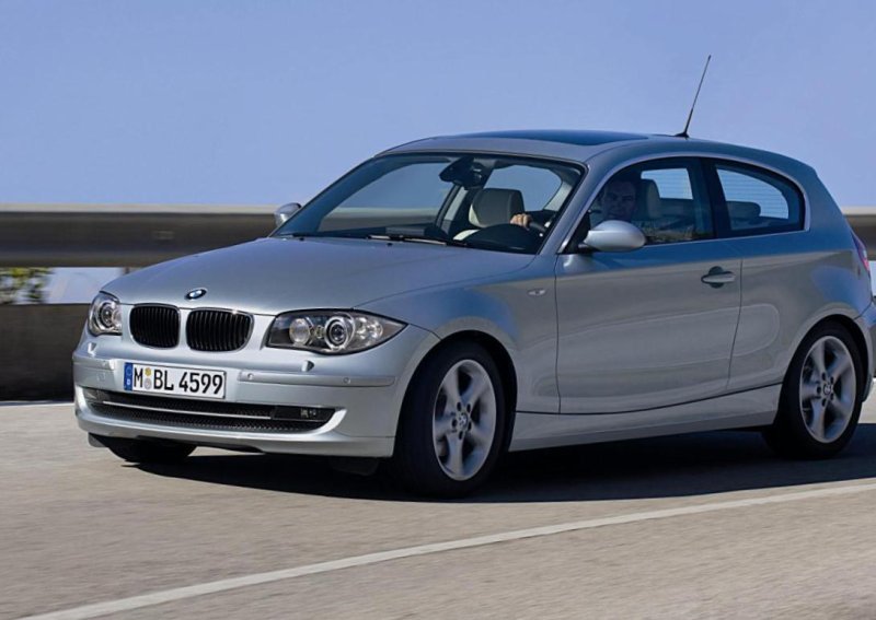 BMW e81 120i
