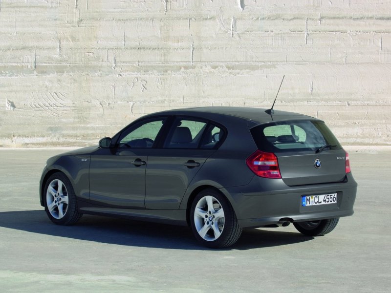 BMW e87 2008