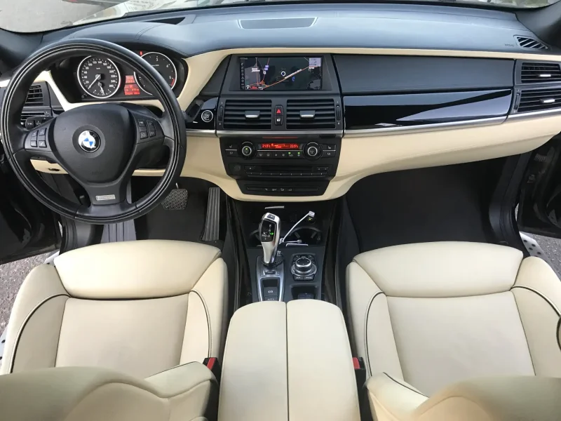 BMW 5 салон
