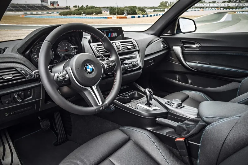 BMW m2 2017 салон