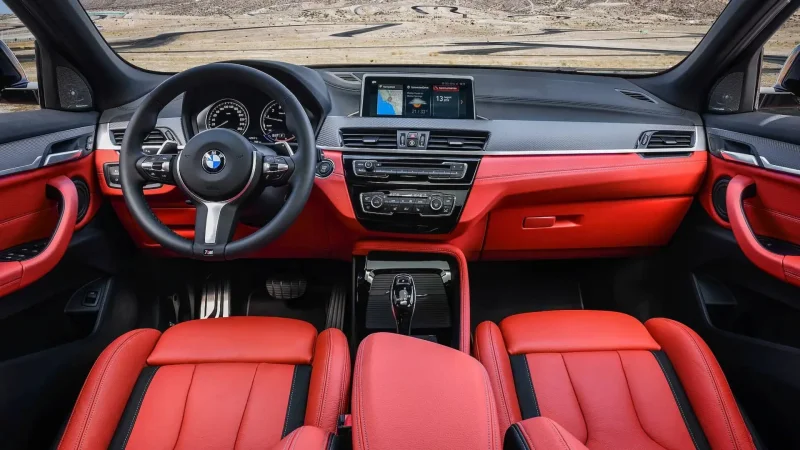 BMW м2 салон