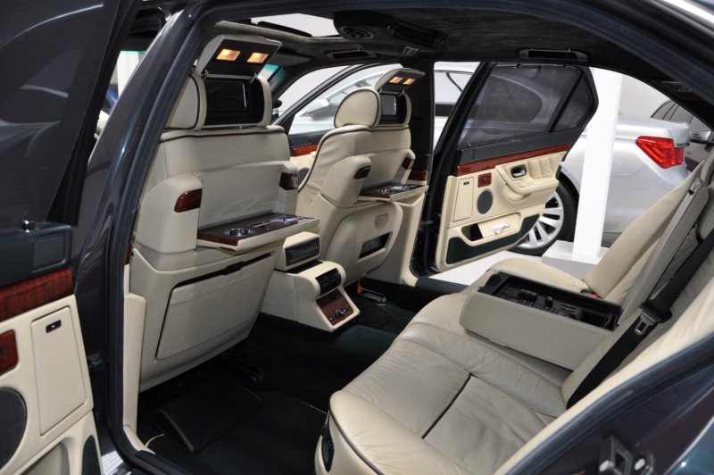 BMW e38 long l7