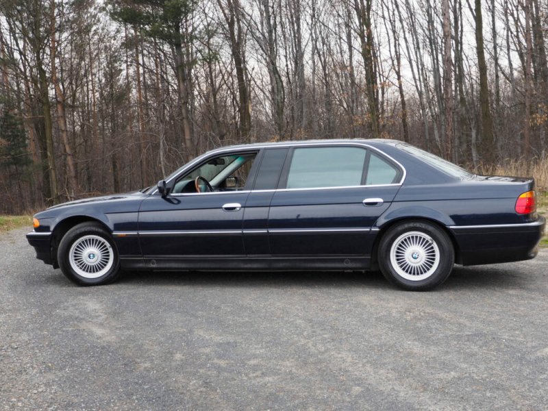 BMW 7 2019