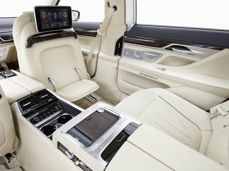 BMW 750li 2012