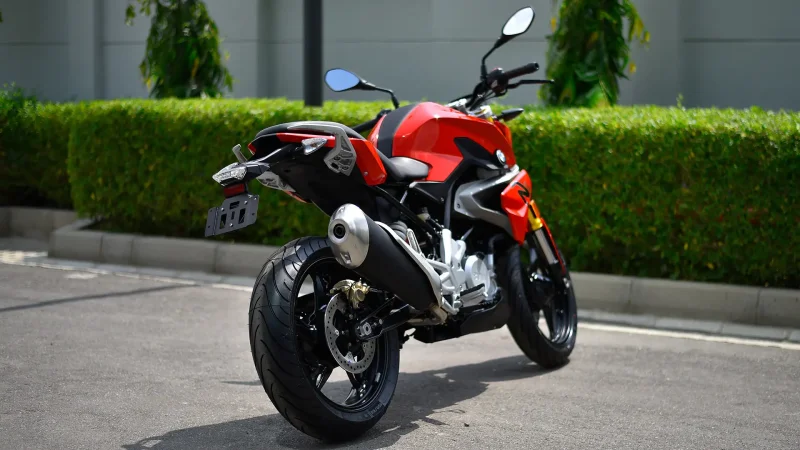 BMW G 310 R глушитель
