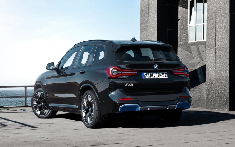 BMW IX m60