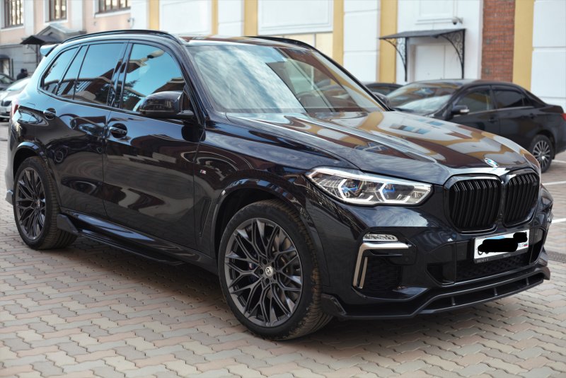 БМВ x5 черный тонированный