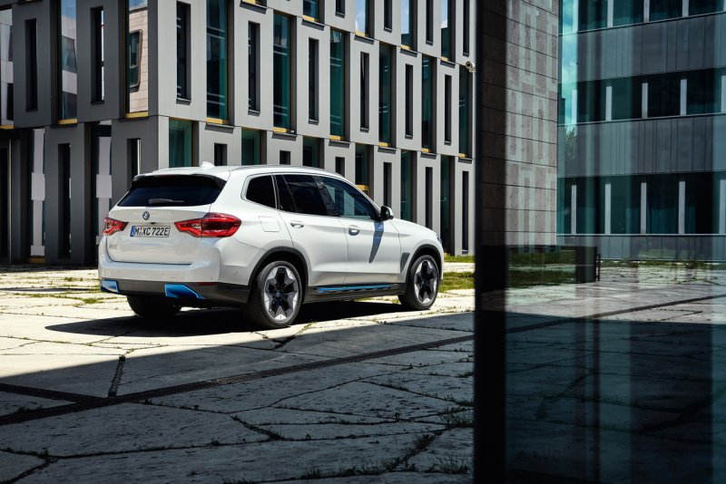 BMW x3 Electric