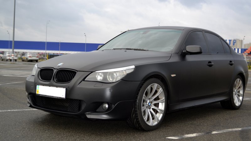 БМВ е60 530i