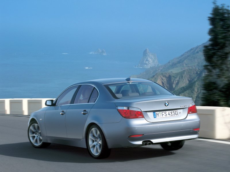BMW 5 Series e60 2003