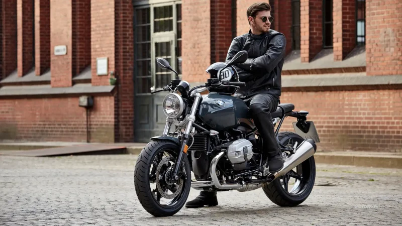 Мотоцикл BMW R Nine t