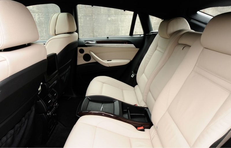 BMW x6 m 2015 салон