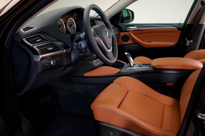BMW x6 m Competition салон