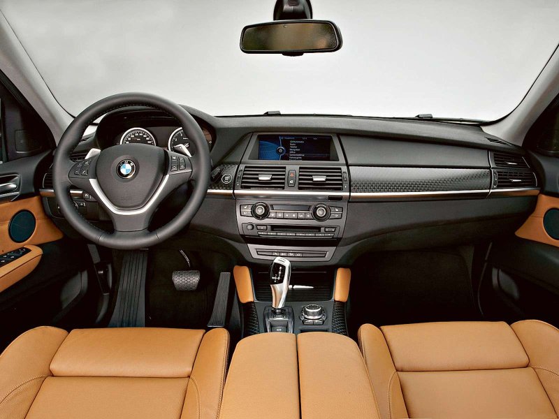 BMW x6 белый салон