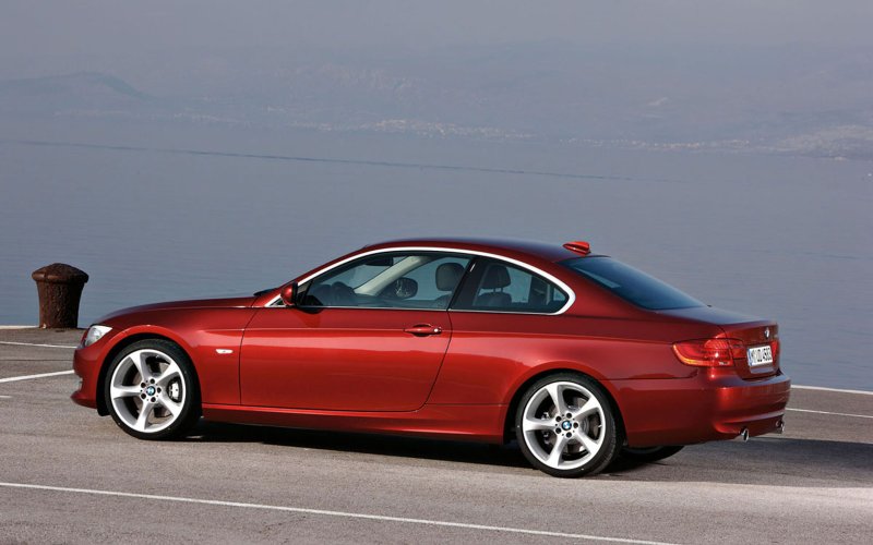 BMW 335 e90 купе