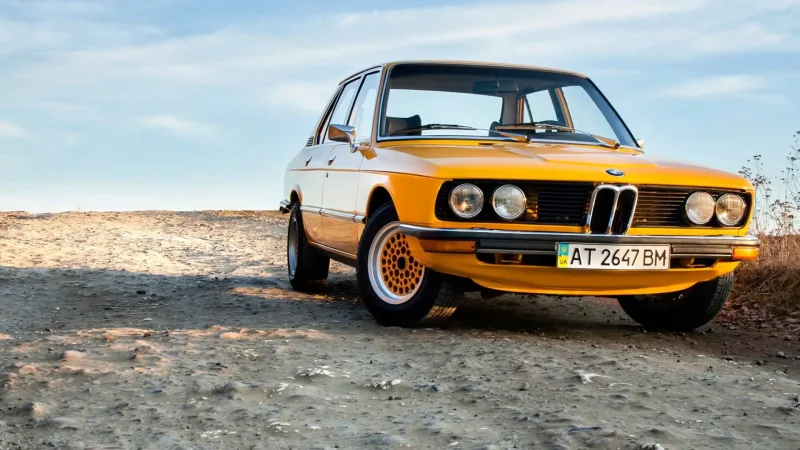 BMW 5 Series (e12)