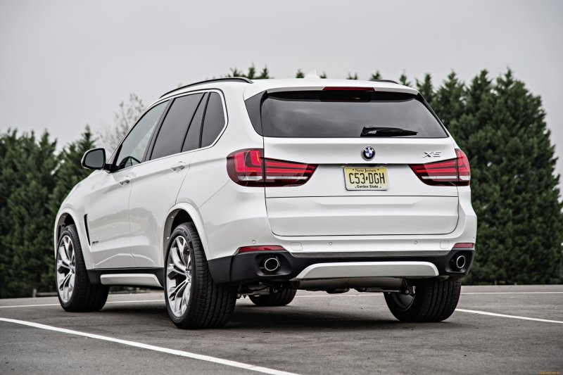 BMW x5 2018 зад