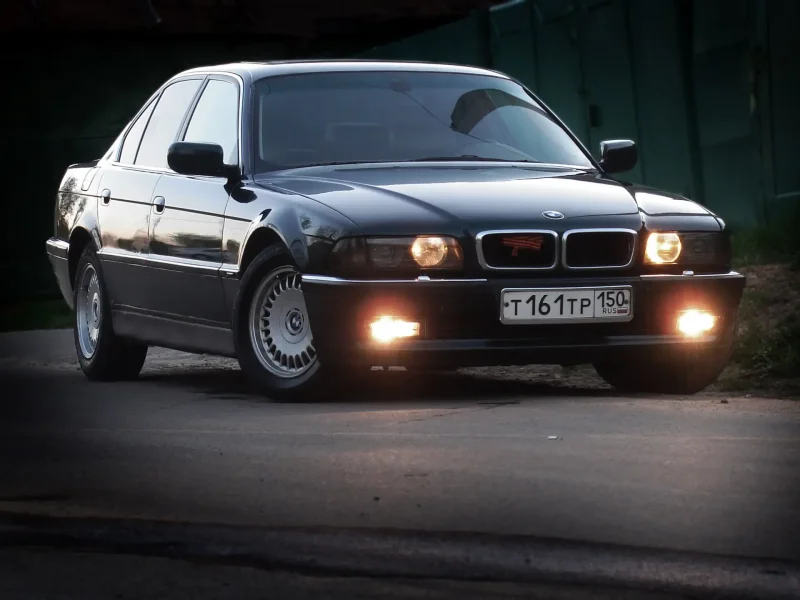 Модель БМВ е38