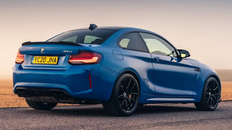 BMW m2 Coupe сверху