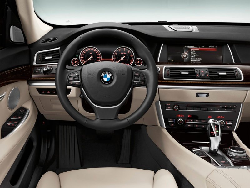 БМВ 535i XDRIVE 2013