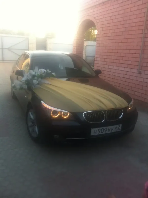 BMW m6 синяя