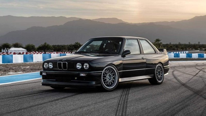 BMW 3 e30